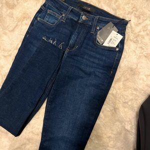 NWT Joe’s high rise curvy skinny ankle jeans